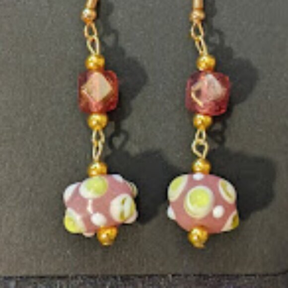 Pink Lampwork glass earrings - Picture 2 of 7